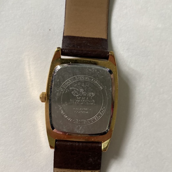 Vintage Disneyland 50th anniversary watch in tin - Picture 11 of 17